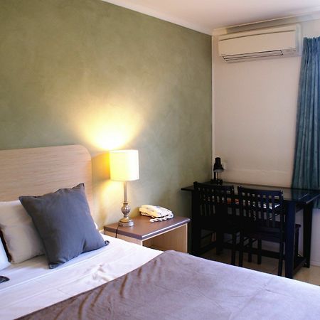 Mackay Motor Inn エクステリア 写真